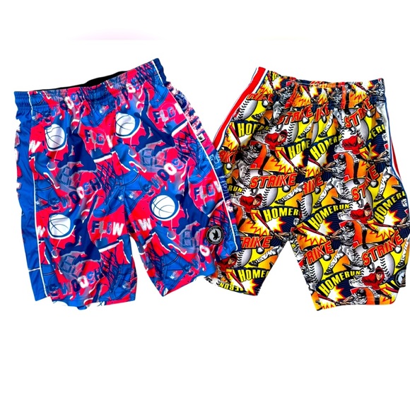 Two pairs of size YOUTH XL flow society shorts excellent condition - Picture 1 of 1